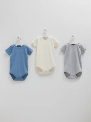 3lü Bebek Body Seti: Yumuşak ve Konforlu Günlük Kullanım İçin İdeal